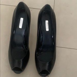 Guess black Heels